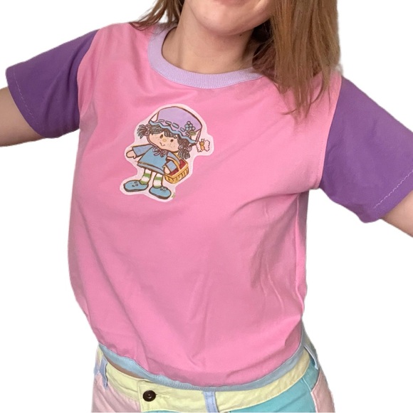 Colorful Graphic Tee - Picture 6 of 6